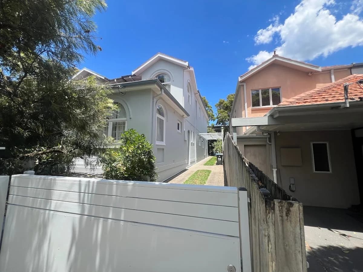 05cc1cbd-d2ba-421c-95d5-3661bb092c7a photo 1