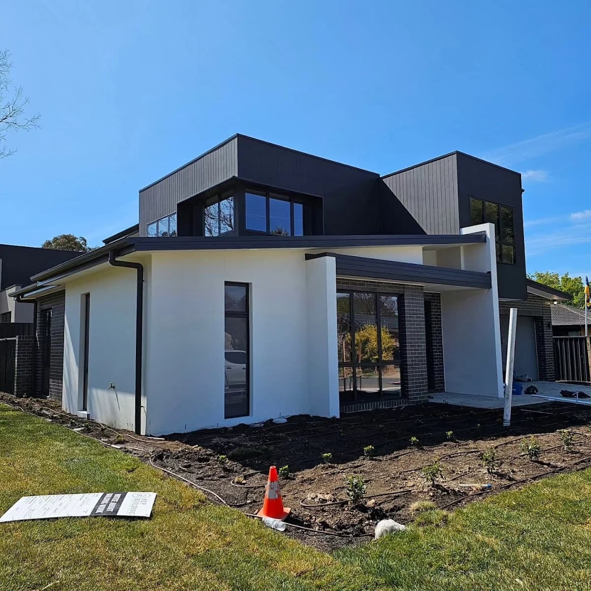 Jovan and Sons Painters - Project 2