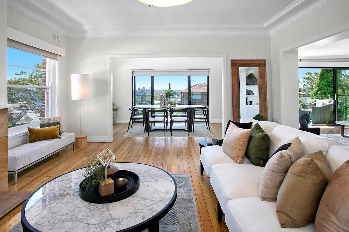 1002dac0-a110-4d60-986b-5ba9ab1d019d photo 1