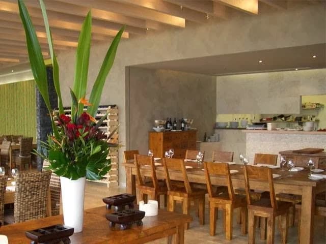 1c14e36e-6489-4523-a0ee-d7e028744e97 photo 1