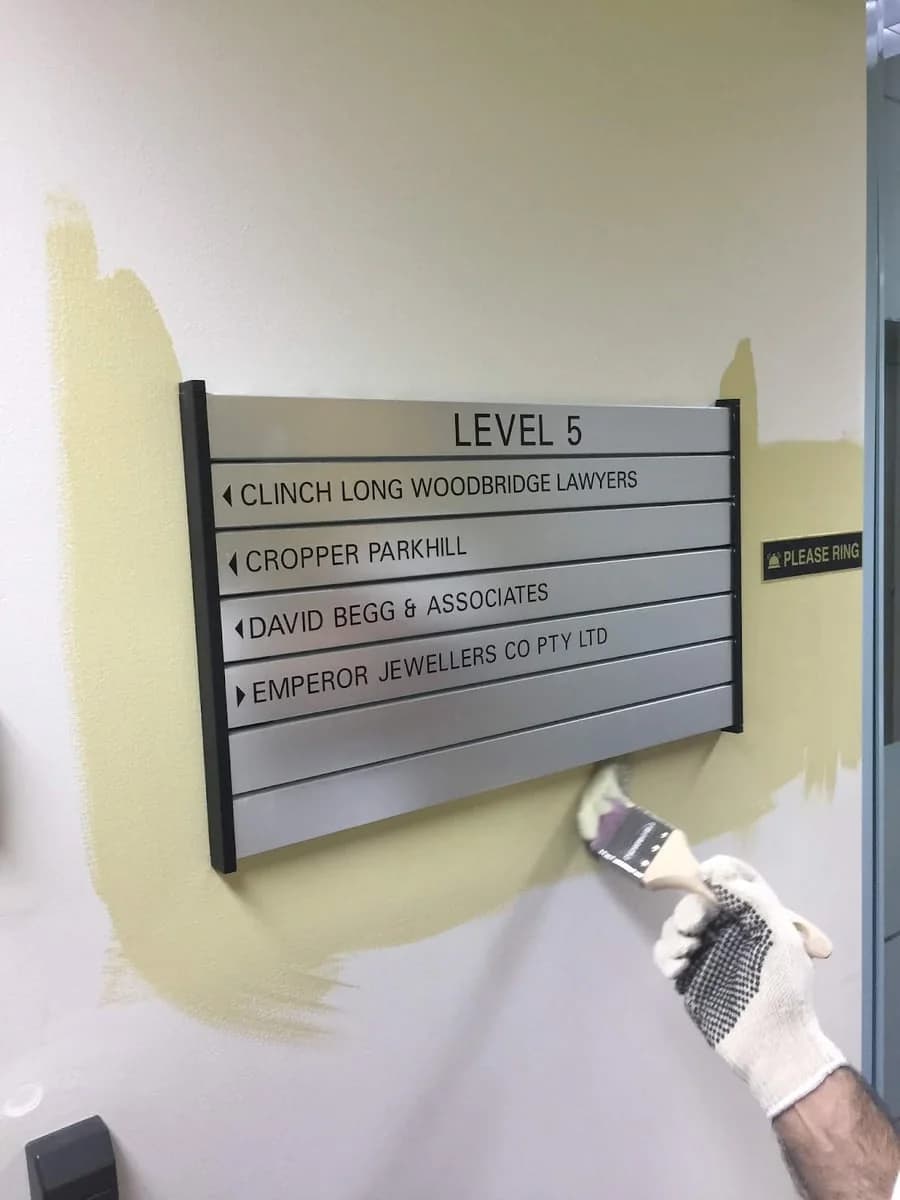 2db8ae65-44b4-4591-b49f-1bceeb8c96c2 photo 1