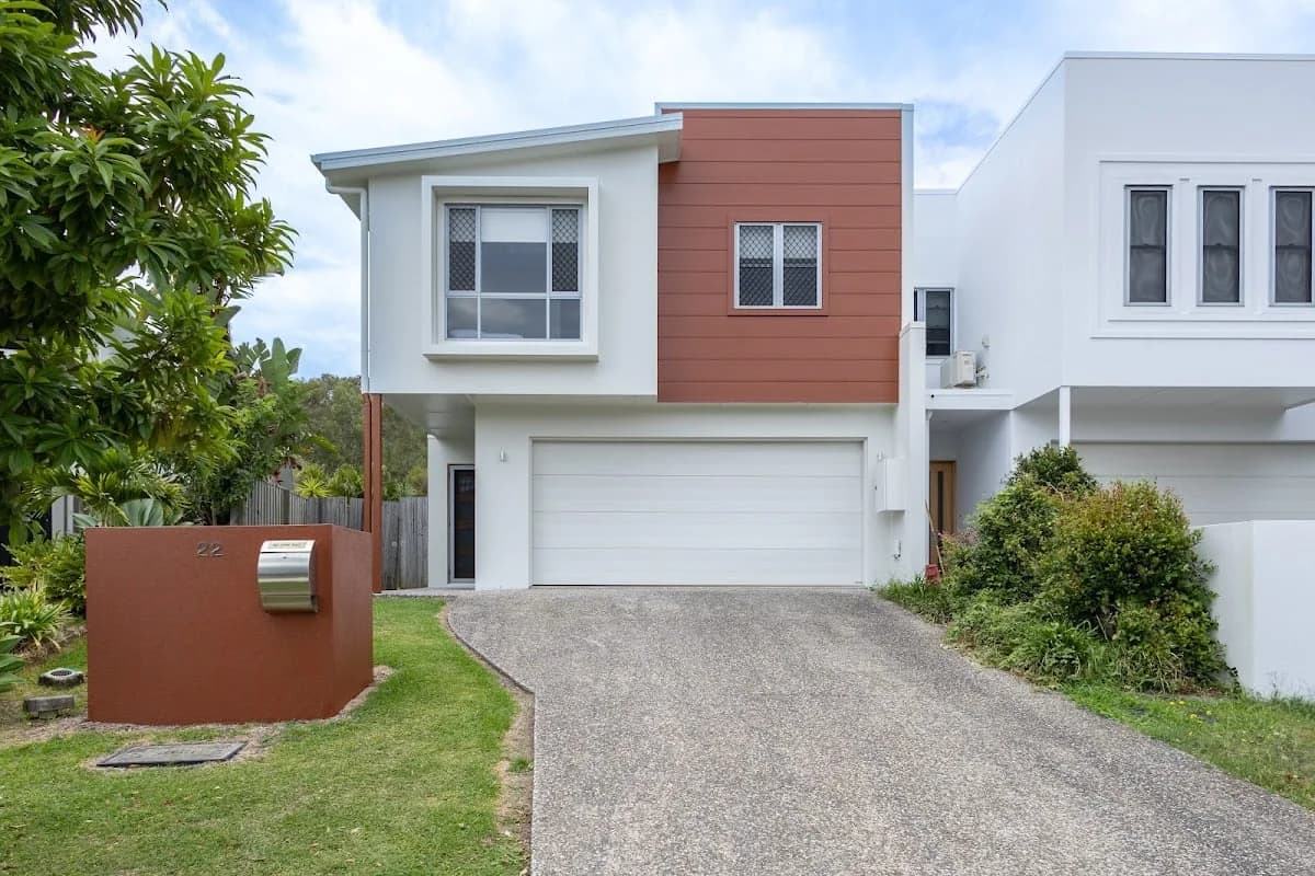 Pether’s Painting & Decorating - Project 5