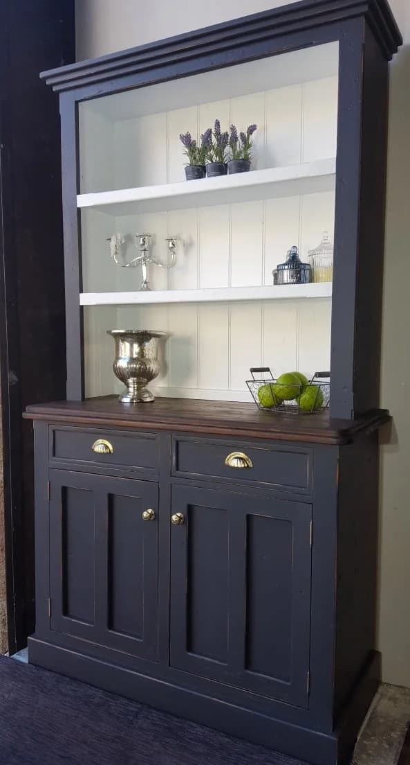 3f1328d9-2d7c-4303-9aa7-1effd3ed656f photo 1