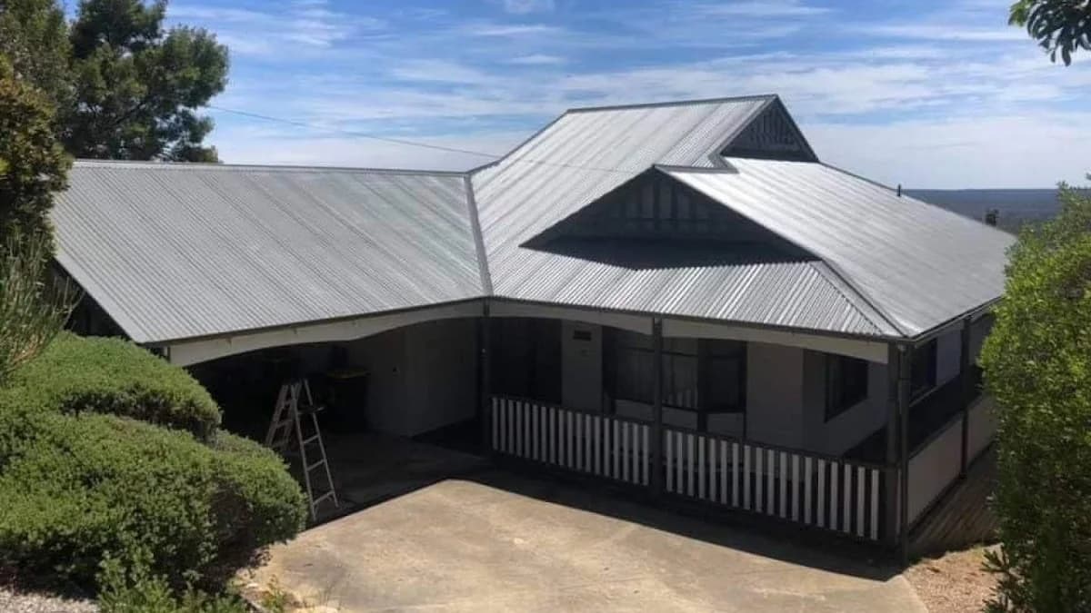 McKnight's Painting and Decorating - Project 2