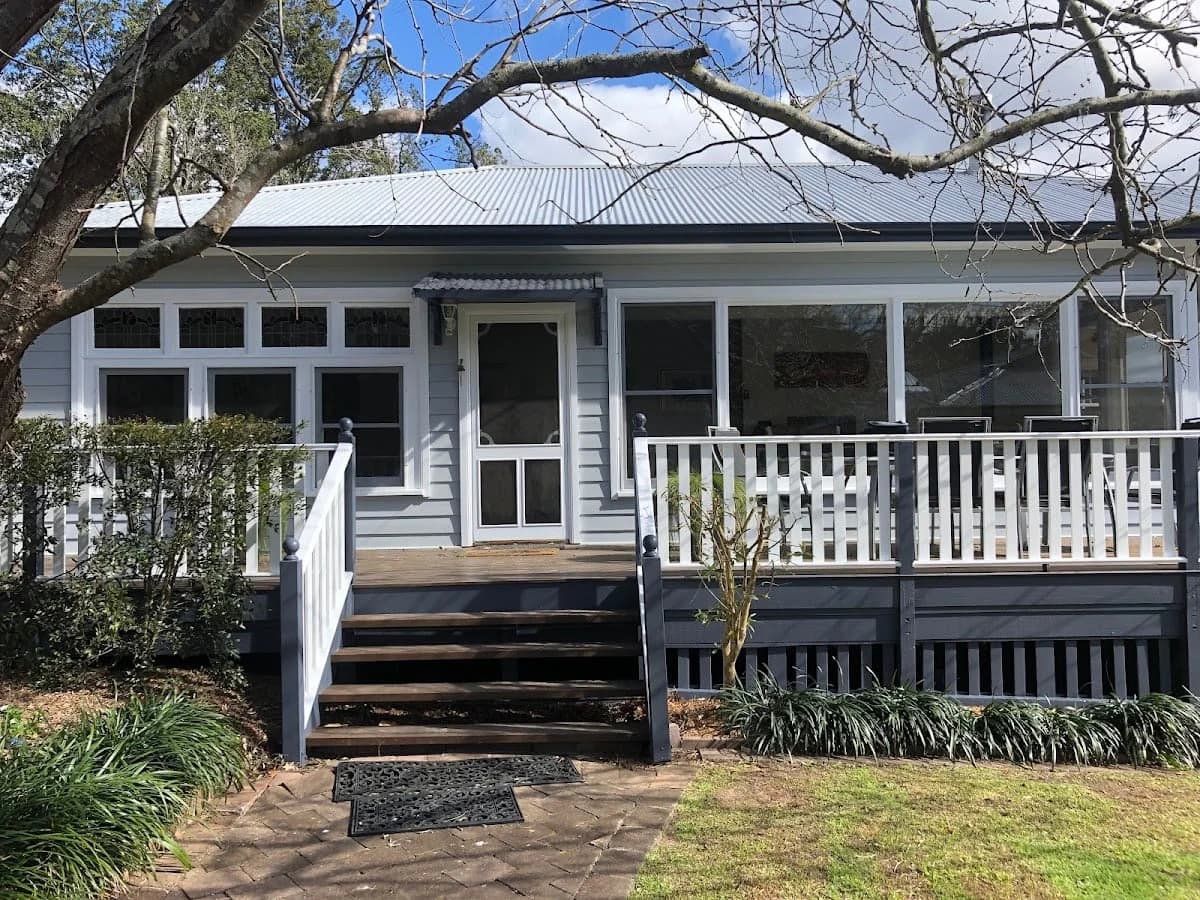 75858629-12da-44dc-b84b-cc5b855f190a photo 1