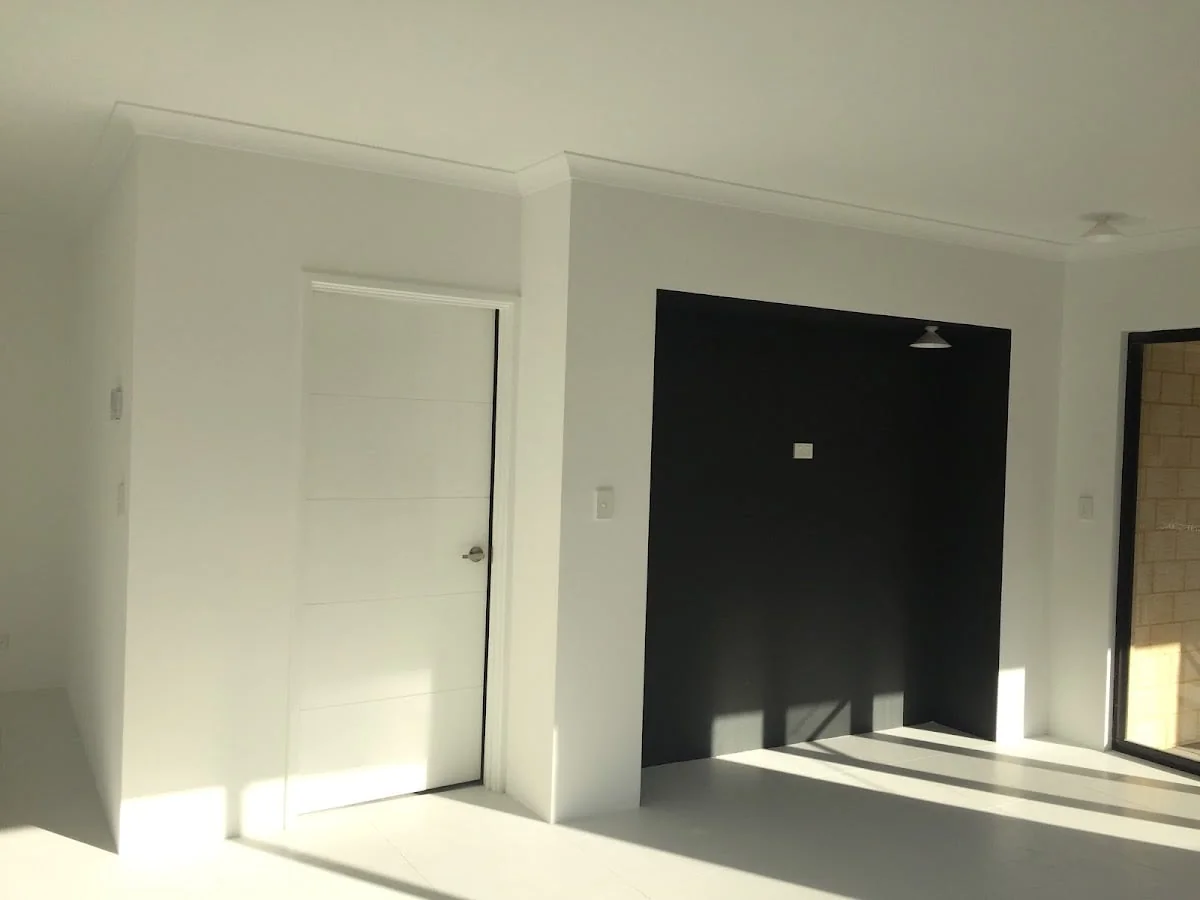 Deluxe painting group - Project 2