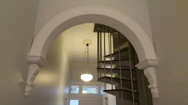 84b0ed82-78d1-4967-82e4-918f77c27bff photo 1