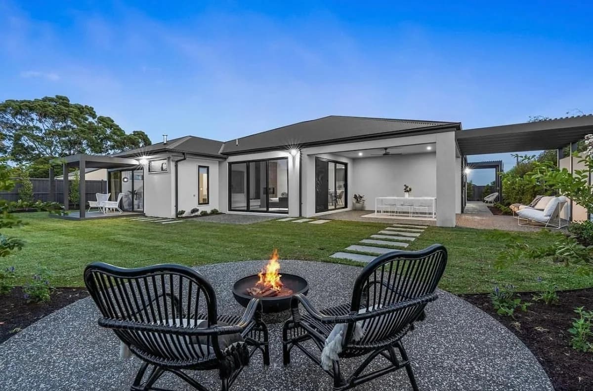 NAW Painting Group - Project 4