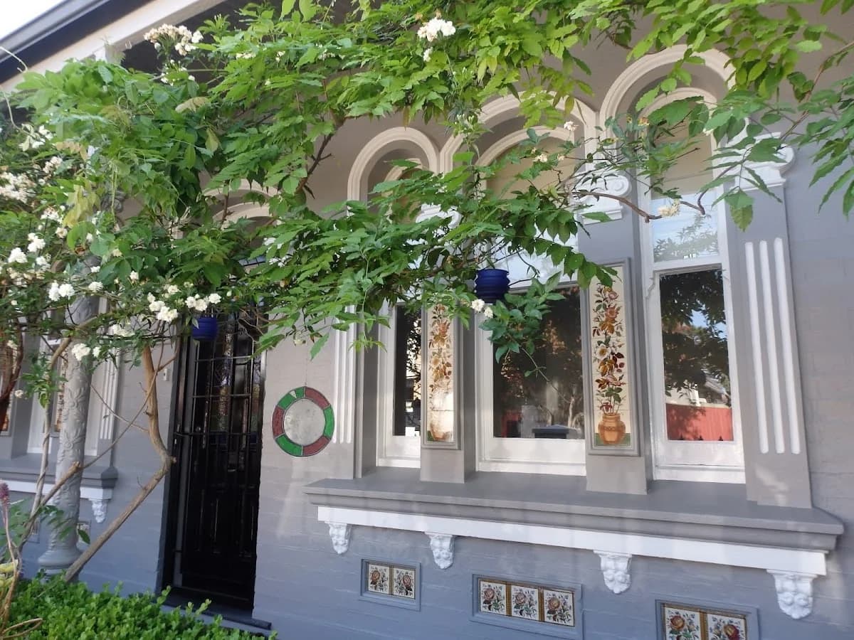 885653bb-9c6c-4290-b2f9-38bad8529467 photo 1