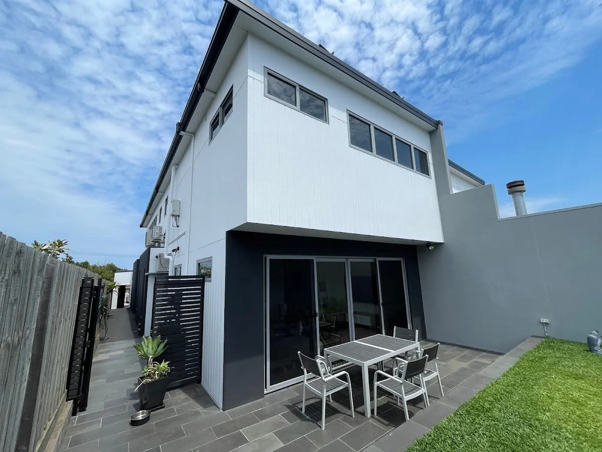 Thompson Painting - Project 4