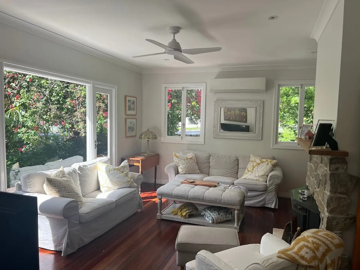 9393ba6e-0ba3-469b-9c8b-4c3f43a558e7 photo 1