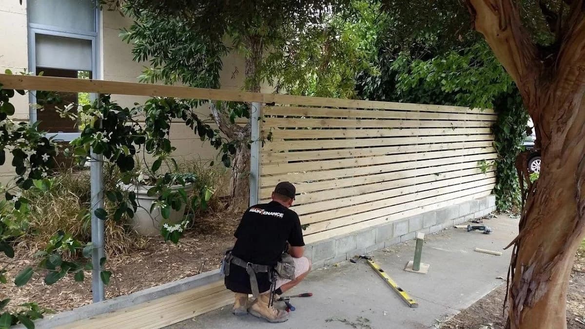 PROJECT MAINTENANCE & PAINTERS - Project 5