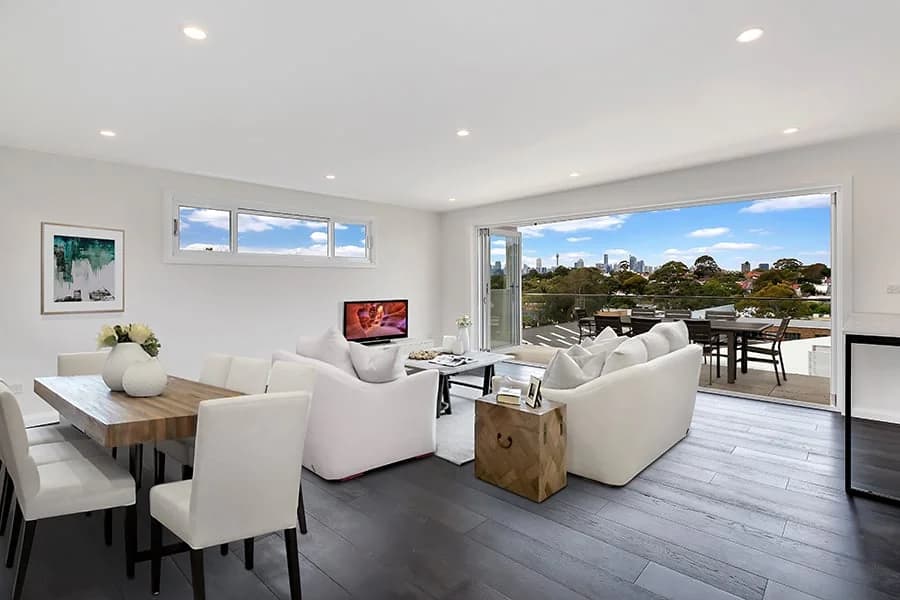 ab1af64e-698f-471b-af0c-60738118cb53 photo 1