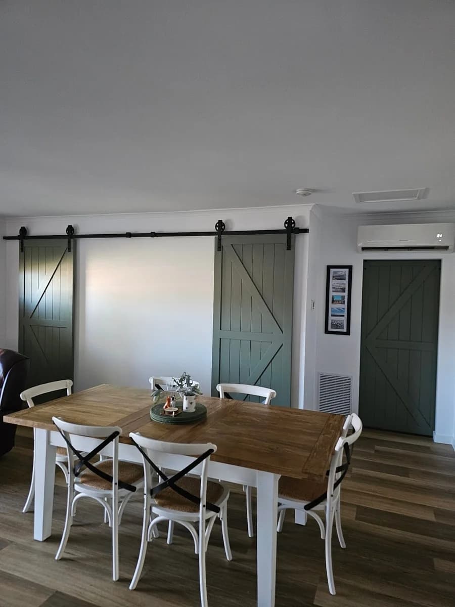 MP PREMIER PAINTERS - Project 2