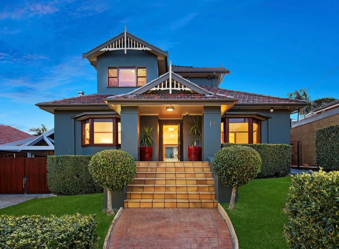 d3e92c91-9481-4272-adbf-5f0ada6c942d photo 1