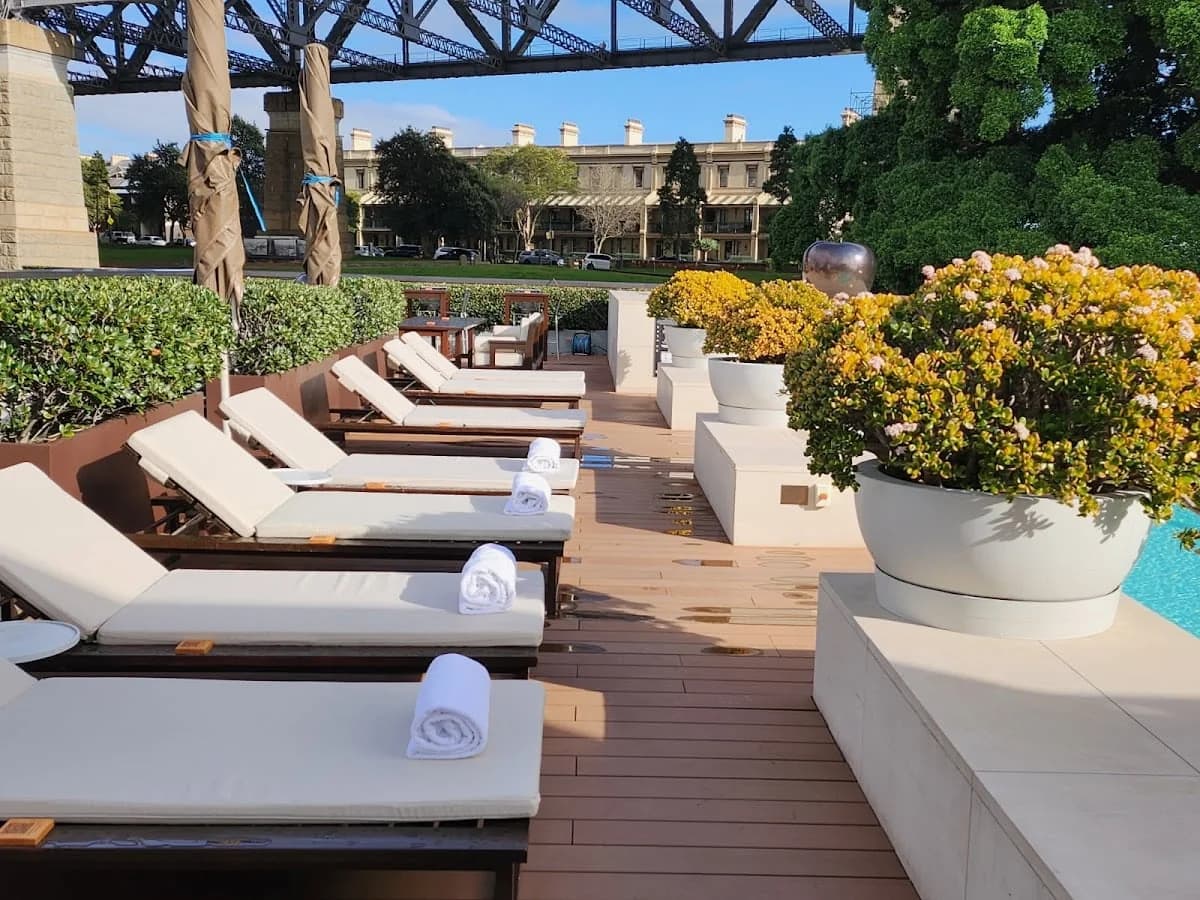 e4dfd21e-9fb0-4e05-8278-d5f607a6a7d1 photo 1