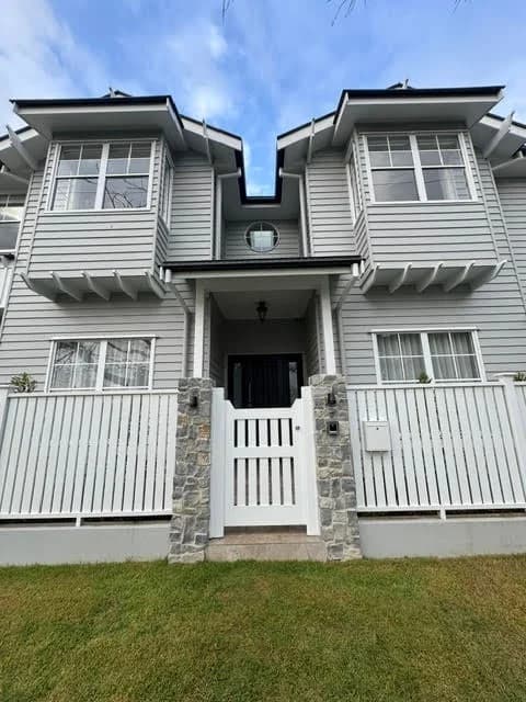 e72787a3-8345-4551-9dfb-553145ab2303 photo 1