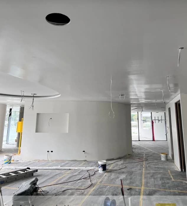 f1979537-af90-4bce-b10e-f134d255c2a8 photo 1