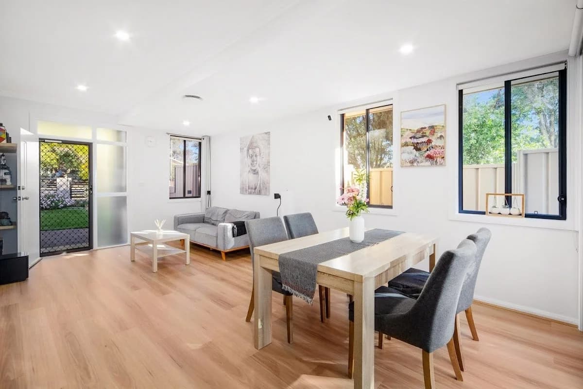 fc01fe70-102e-4cdc-a1ab-84f273a815a6 photo 1