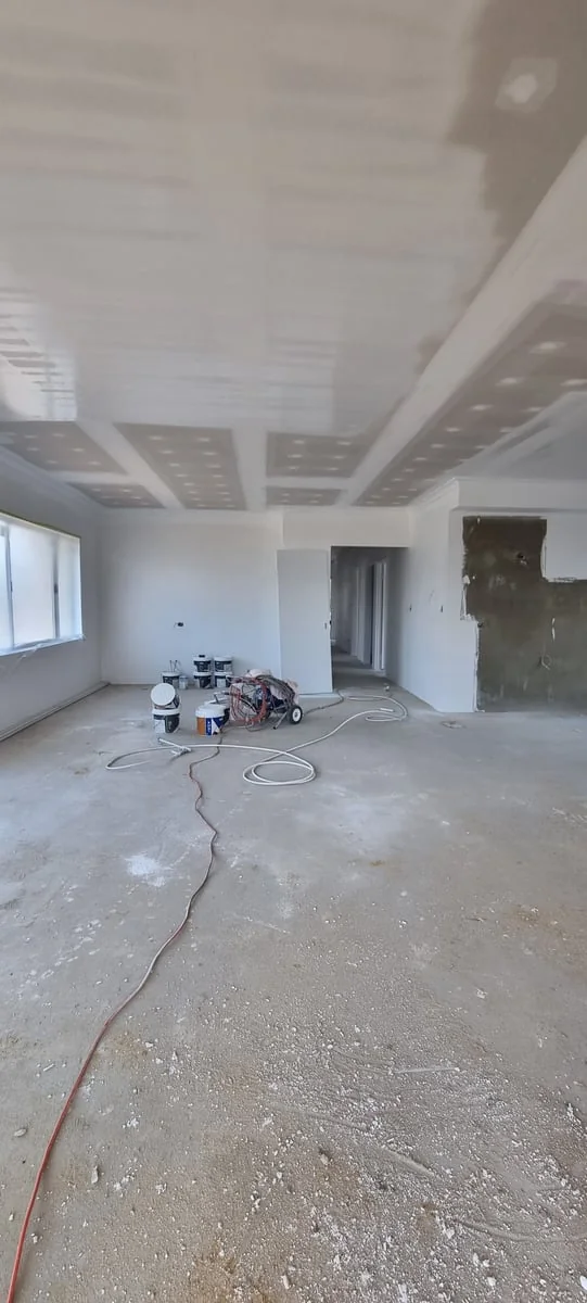 2af7a034-81c7-4560-9d6d-04ee2c853f78 photo 1