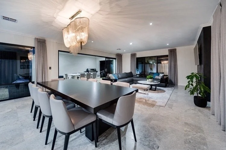 3323b234-7642-4712-b06d-ab68cf3c136c photo 1