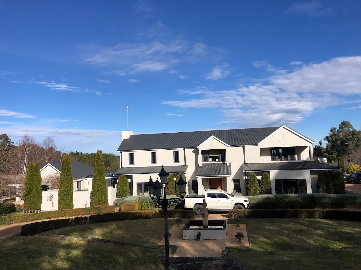 4220ae43-7e94-4e33-9dc4-f8448597813c photo 1