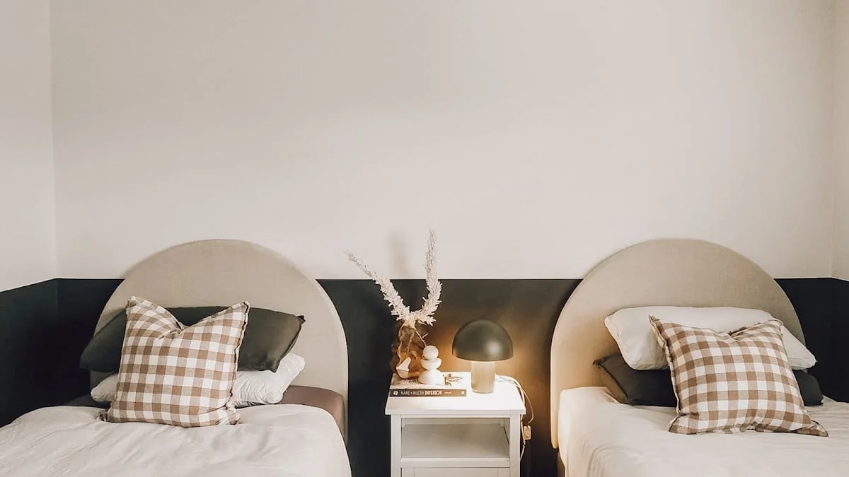 430b7a84-8f81-454e-8145-9ac04fed5e3d photo 1