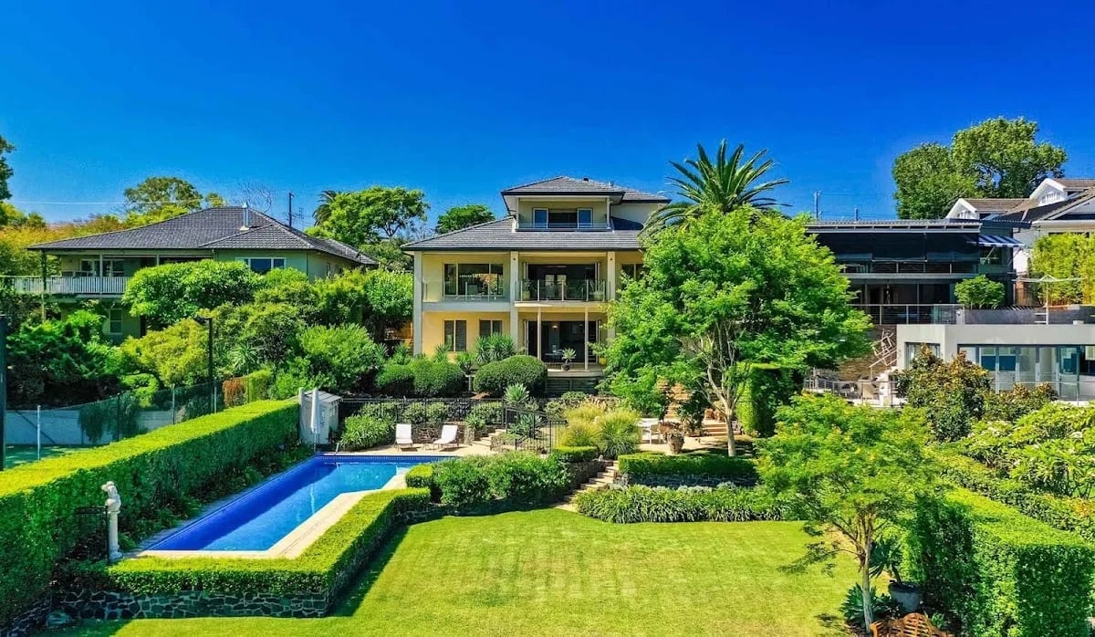 7bf38d47-19bf-4e90-93ad-95252fe17a12 photo 1