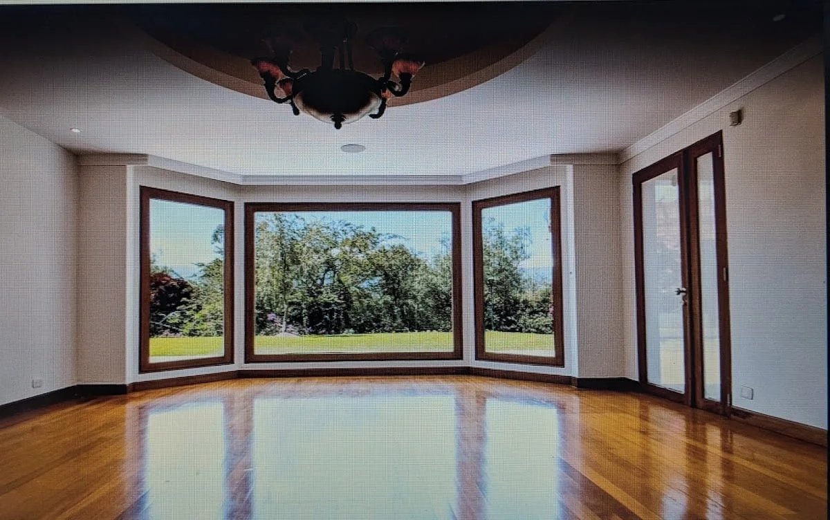 94a219fe-50cf-4012-bd96-e0251776884d photo 1