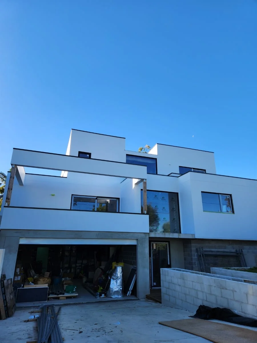 f11e47b3-b924-4aa0-a3e4-36af9f7400f7 photo 1