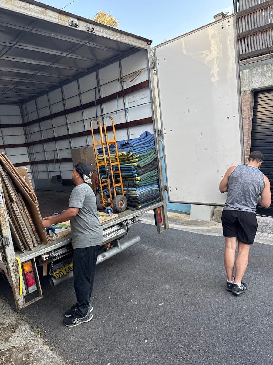 2 Men Removals