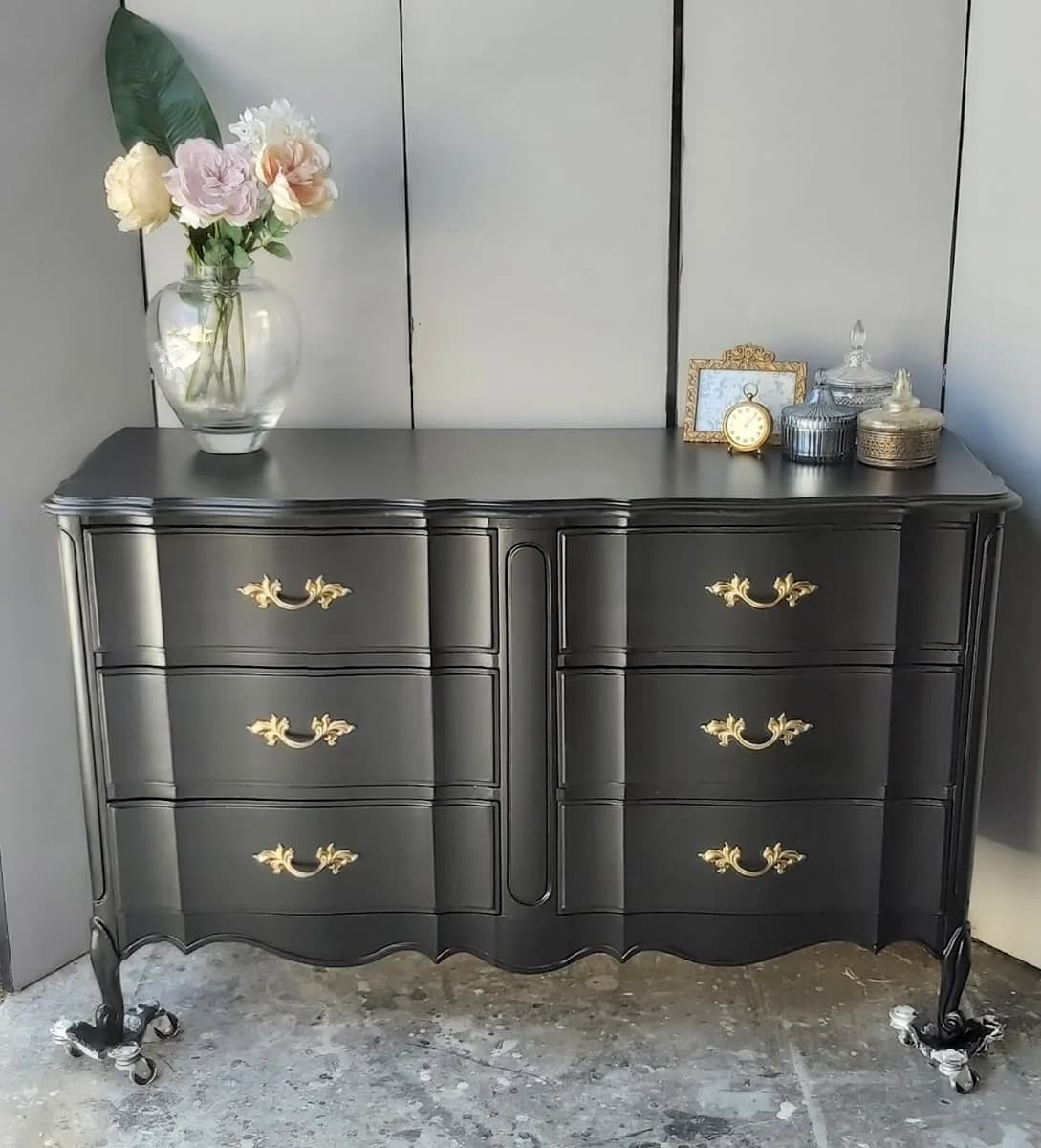 The Hand Painted Furniture Company - Project 3