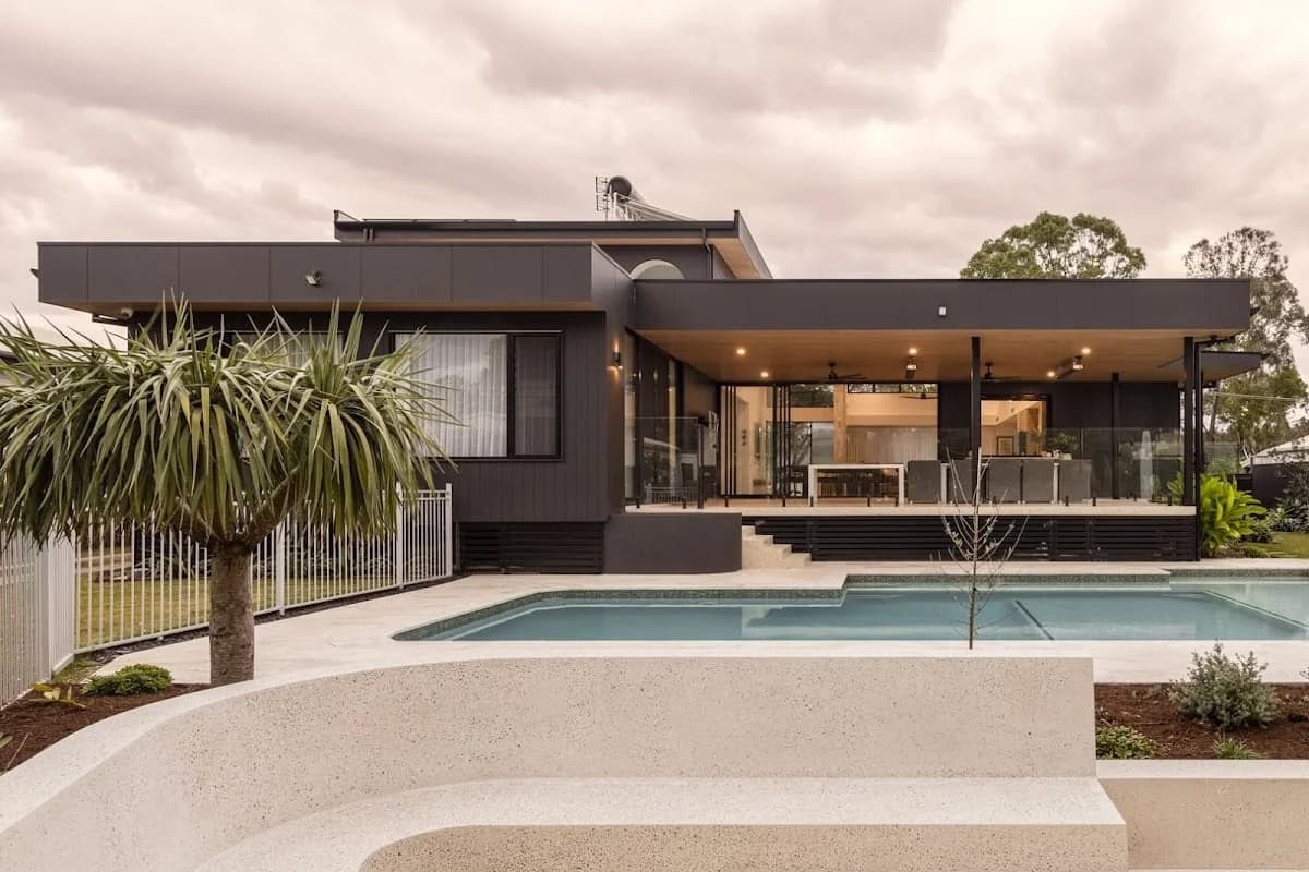 Burleigh Heads Painting - Project 4