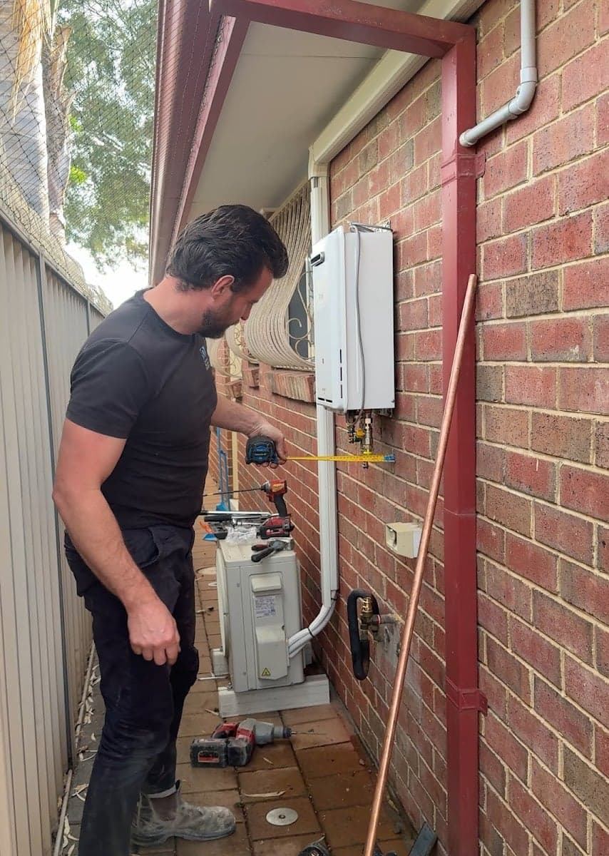 Dobbies Plumbing and Building - Project 4