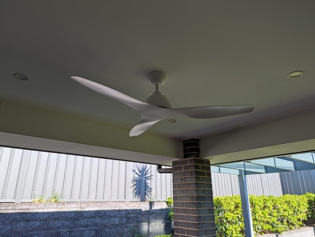 Lumos Electrical & Solar - Project 3