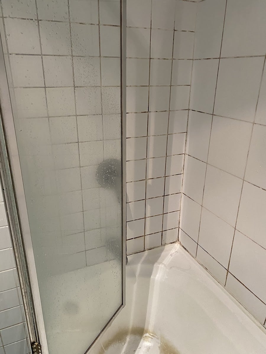 Sorciers Broom cleaning services - Main project