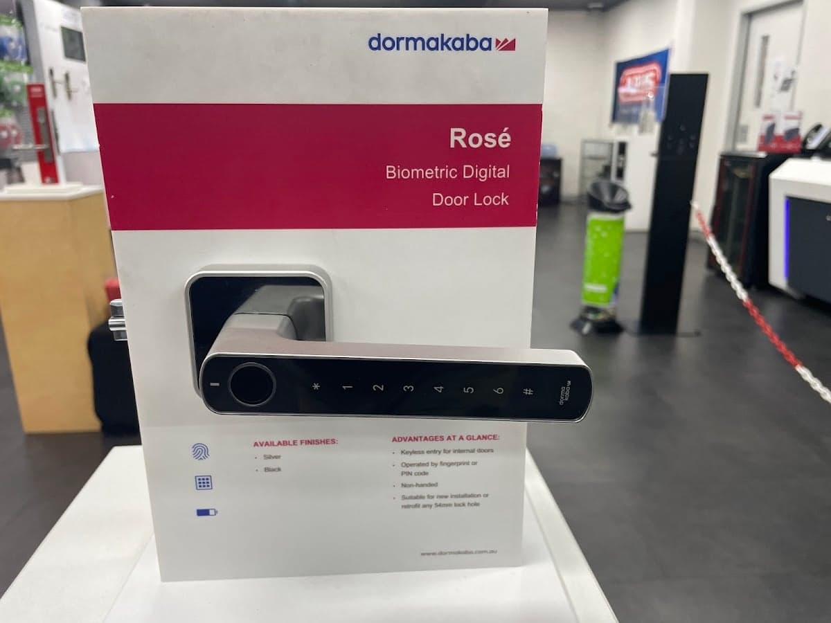 superior tech locksmiths-change lock service - Project 5