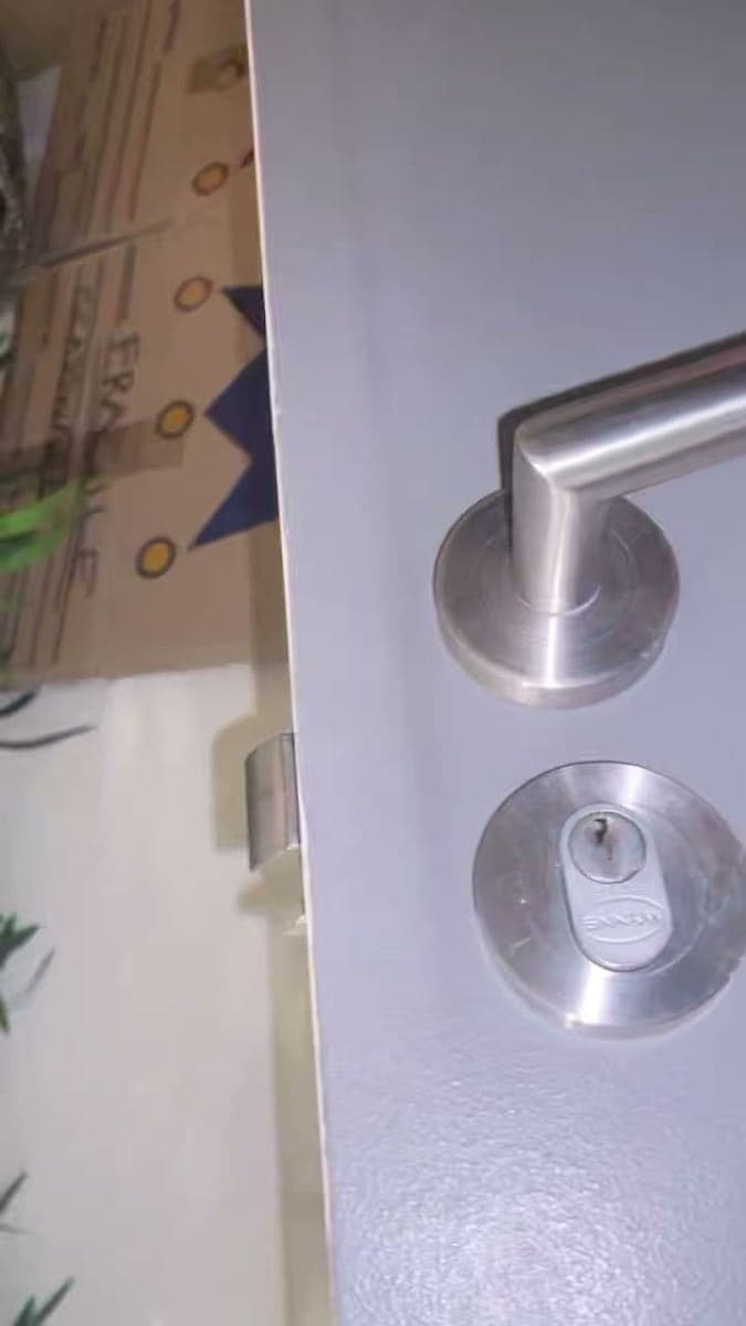 superior tech locksmiths-change lock service - Project 2