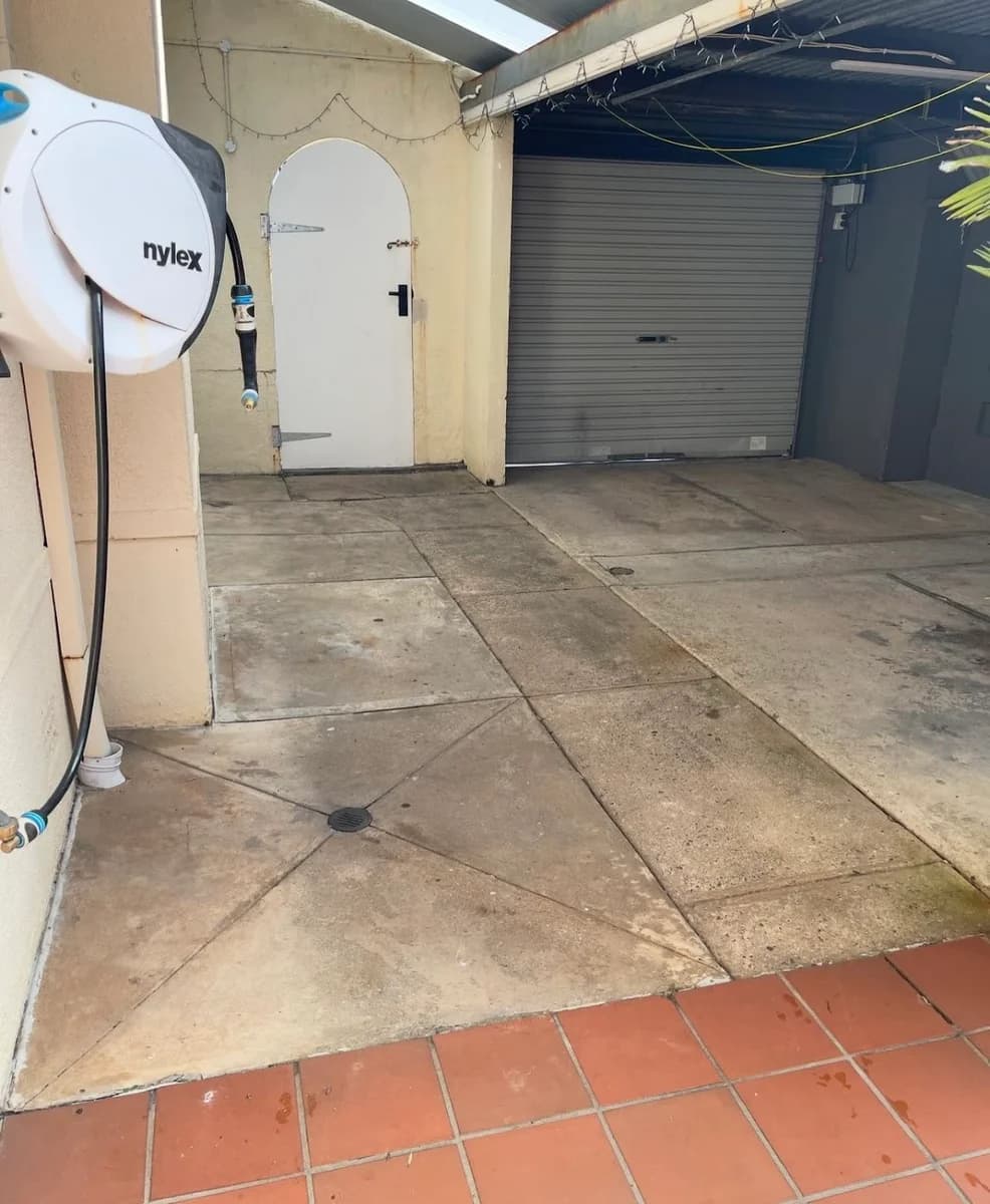 VALAN PROPERTY SERVICES - Project 4