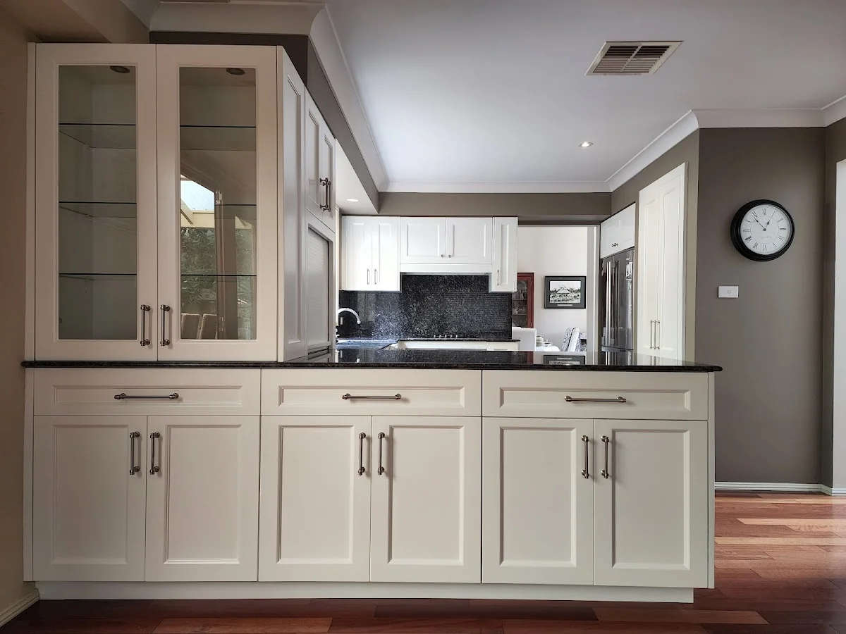 Artistic Decor. NSW - Expert Kitchen Spray Painting & Resurfacing in Sydney - Project 1