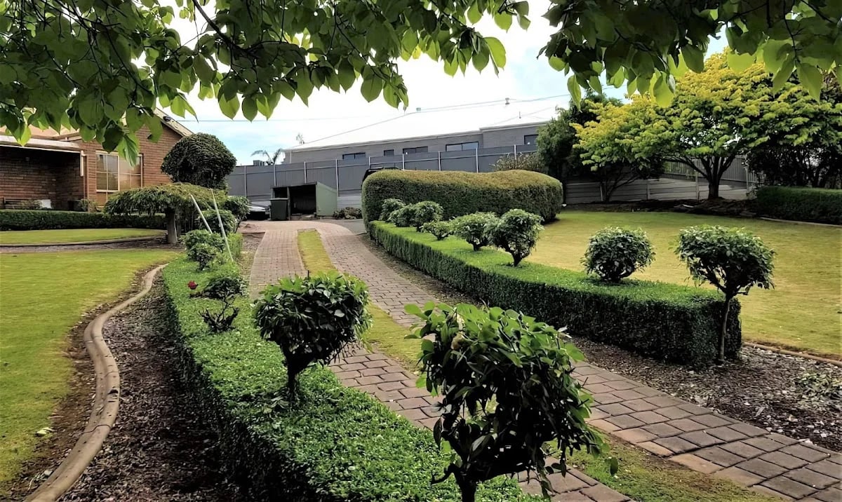 coastal painting and gardening - Project 1