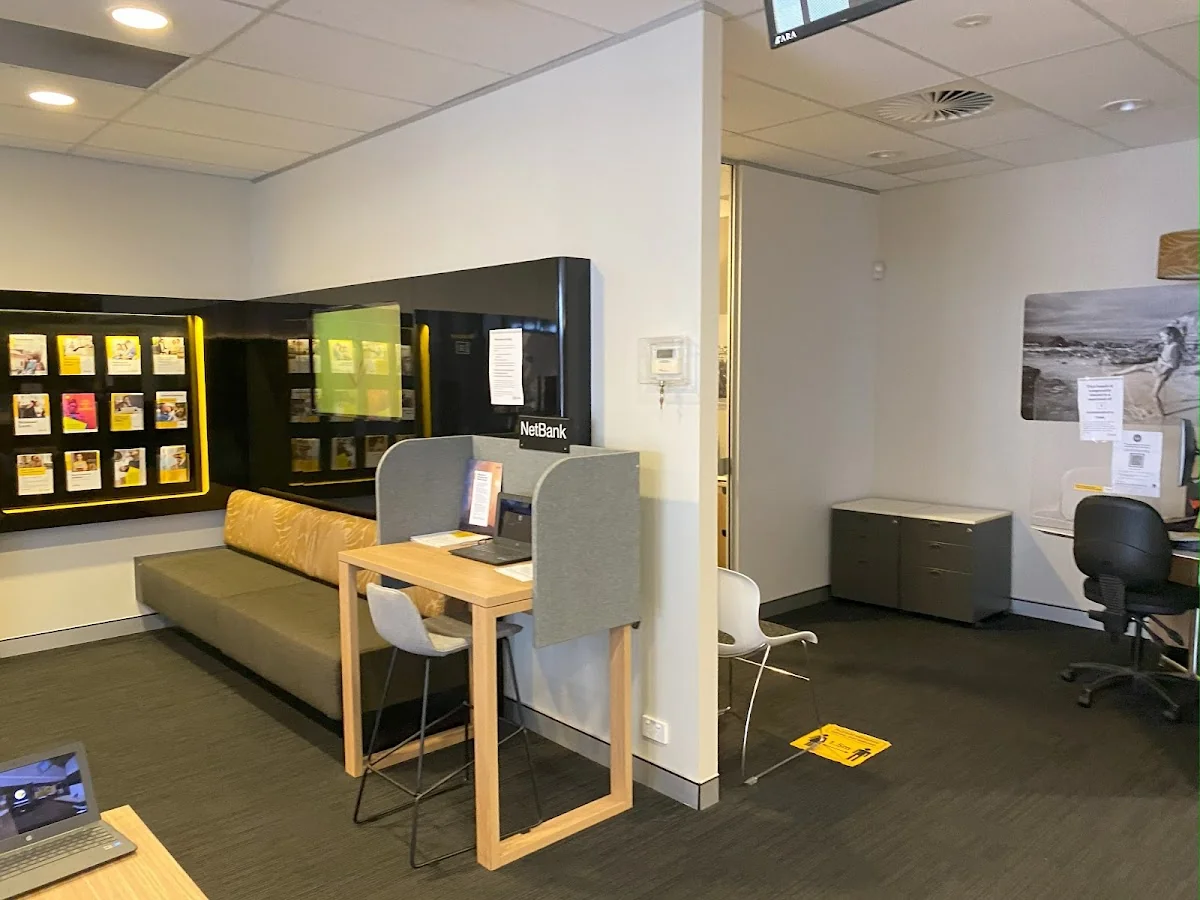 George.Painting - Lake Macquarie & Newcastle - Main project