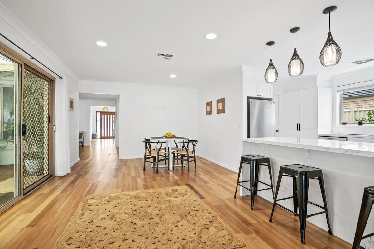 AARON'S PAINTING - Project 2