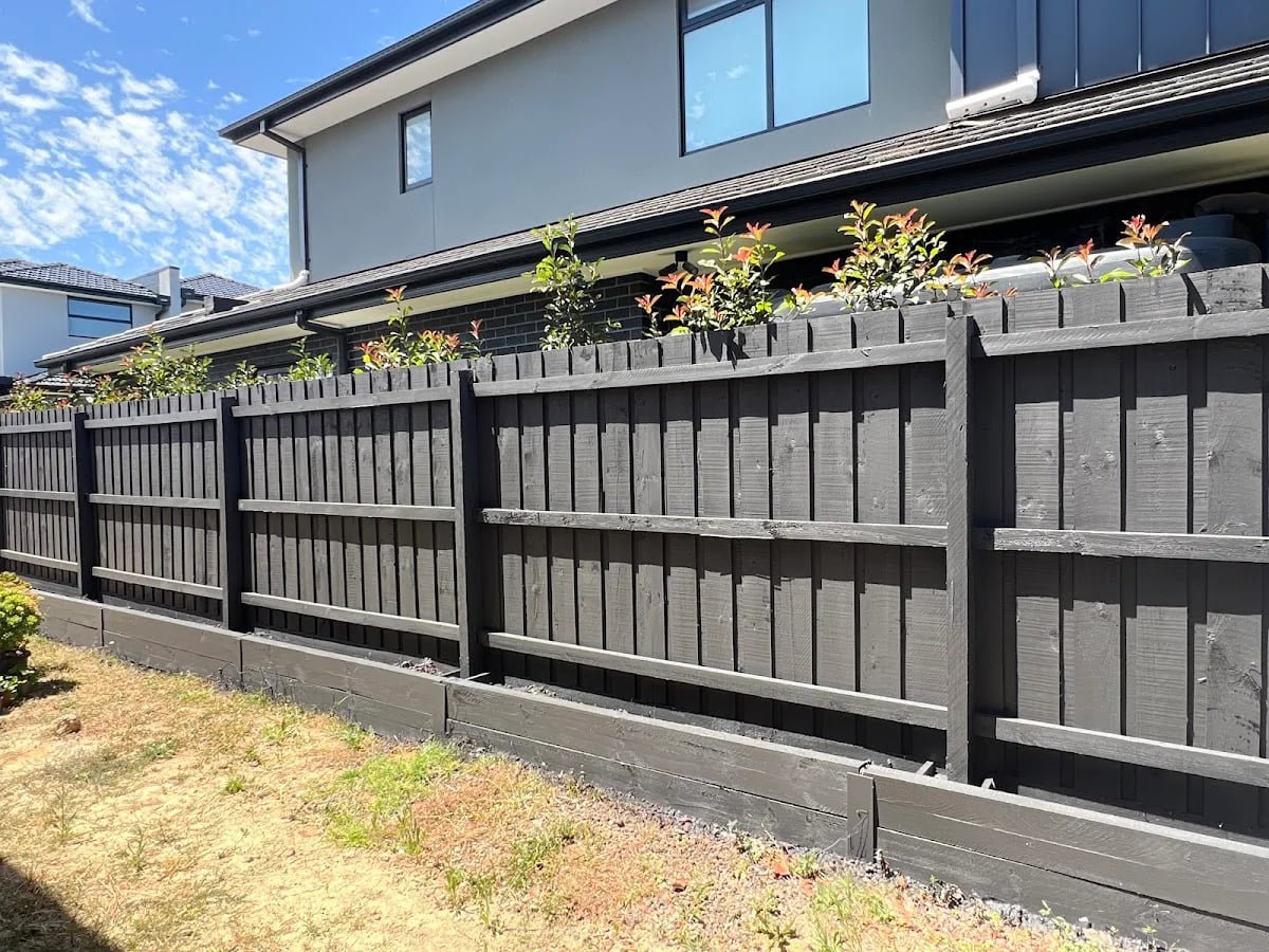 Fence Painter - Qualified House Painting VicPainter - Project 1