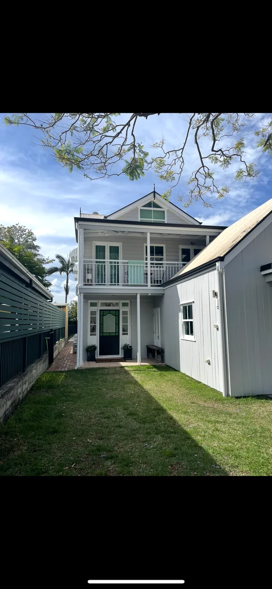 Dan’s Decorating - Project 1