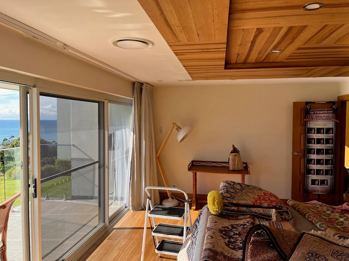 Igor's painting and decorating - Main project